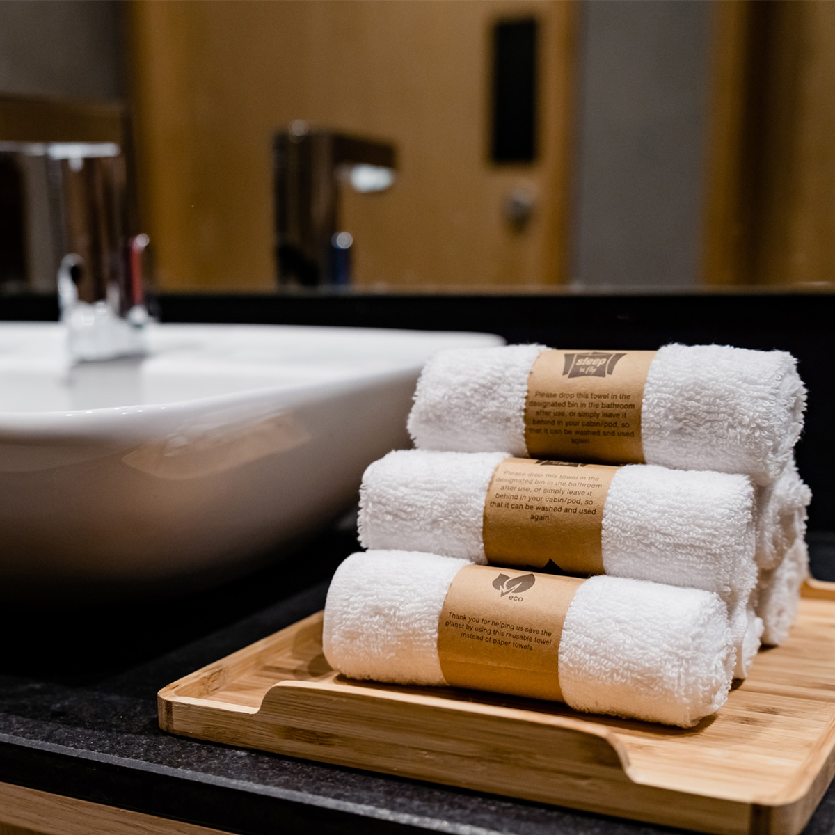 sleep 'n fly, Concourse B, Business Pods