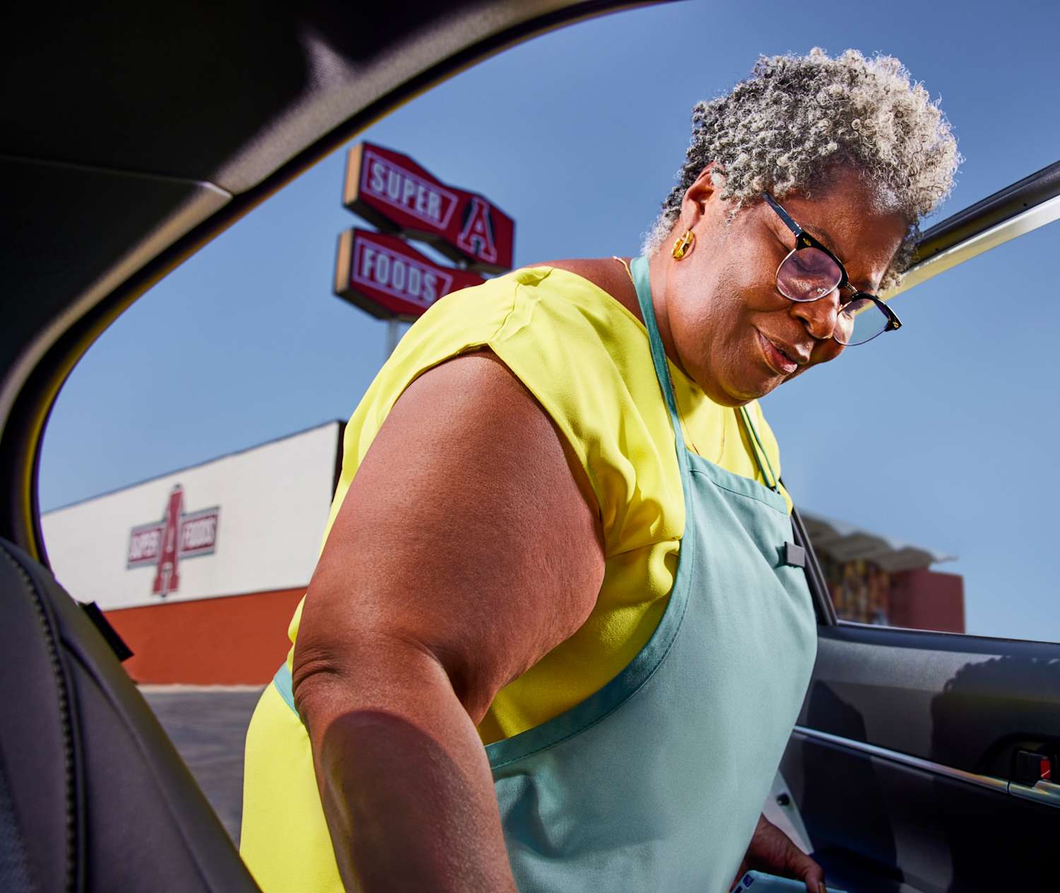 Lyft driver and Lyft rider in a car