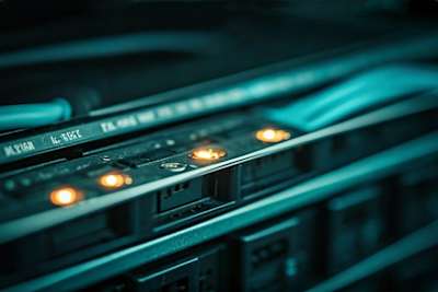 Messaging / WhatsApp / shutterstock_2537576627.jpg