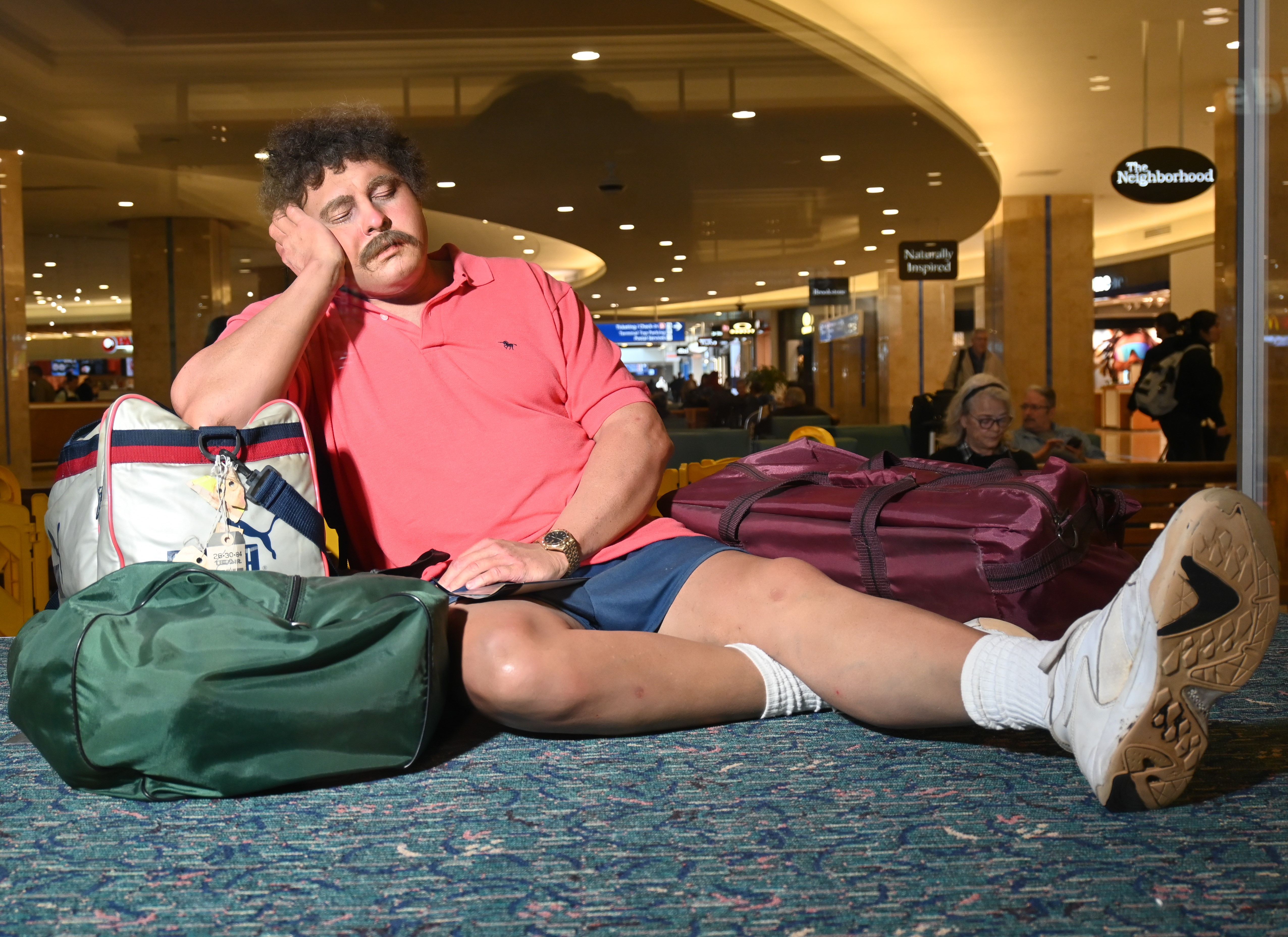 media-images-art-Duane-Hanson-The-Traveler