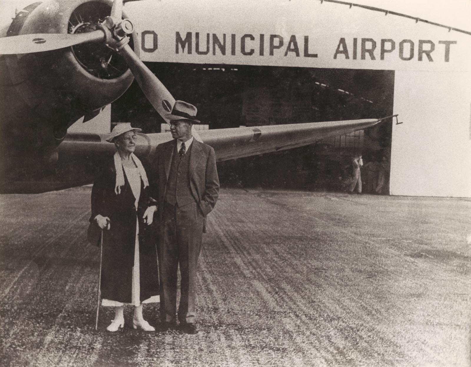 media-images-historical-municipal-airport-hangar-2