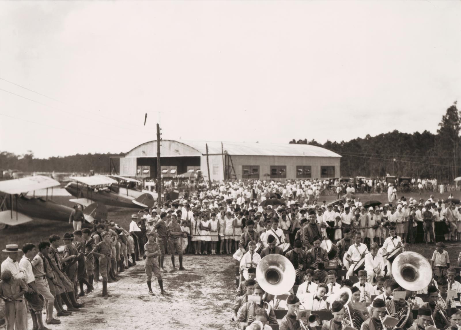media-images-historical-orl-parade