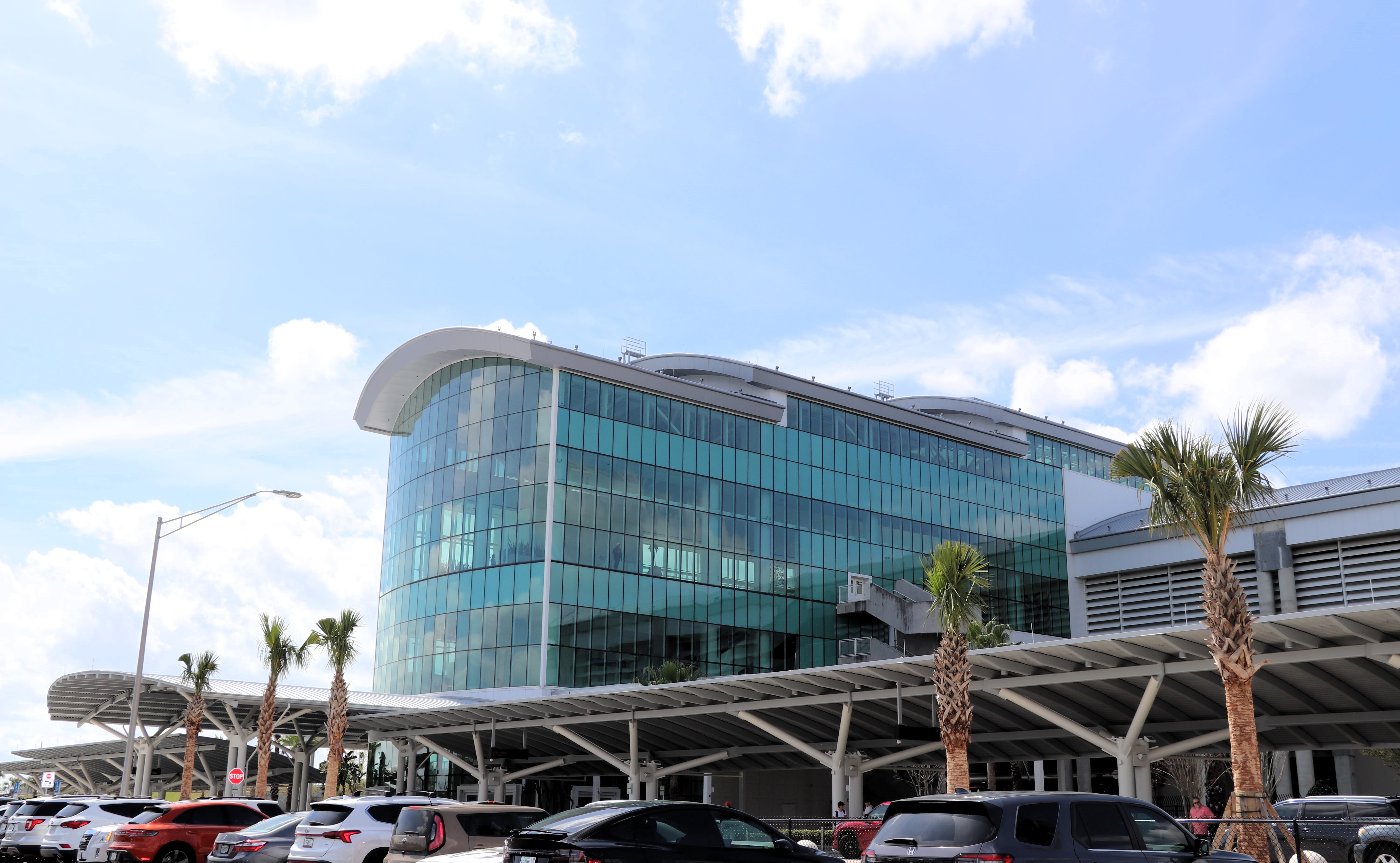 media-train-station-front-elevation