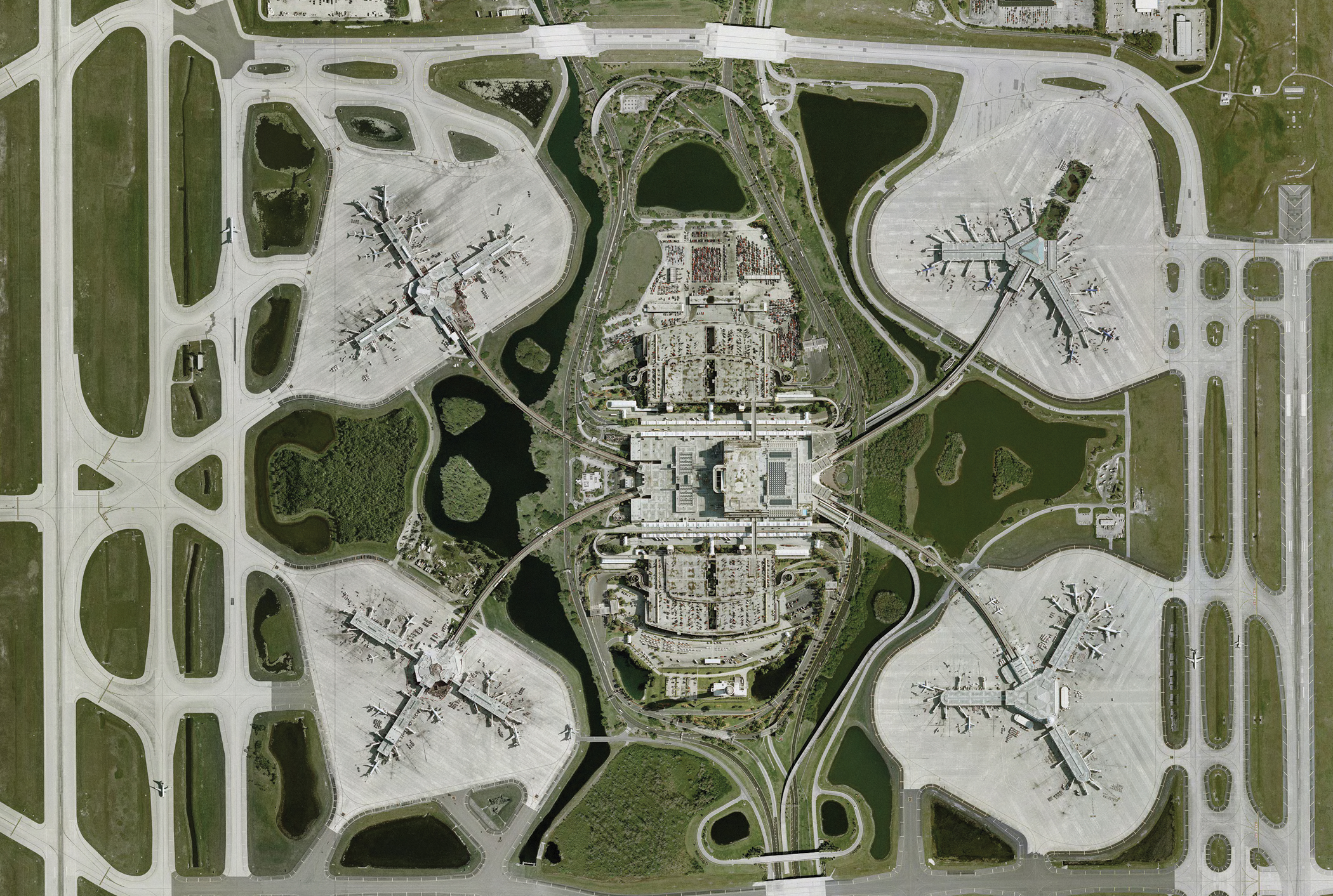 media-aerials-4 terminals