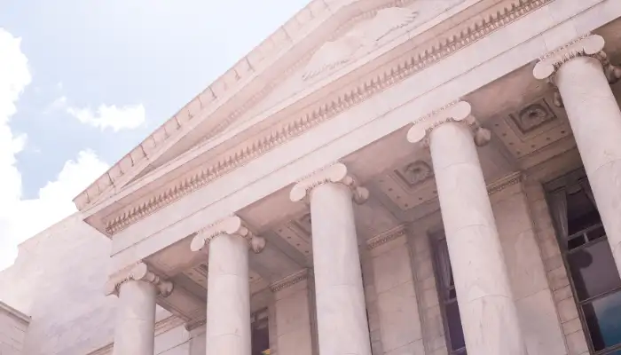 image of a historic government building