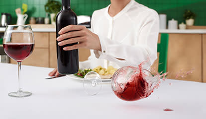 How to remove red wine stains from clothing
