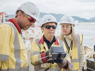 Chief Engineer Archie Nicholso from TechnipFMC piloting the drone