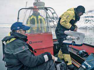 Prof. Martin Ludvigsen launching the Blueye Pioneer