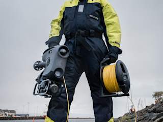 ROV operator and Medusa Radiometrics MS 1000