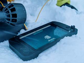 Blueye Rugged controller in the snow