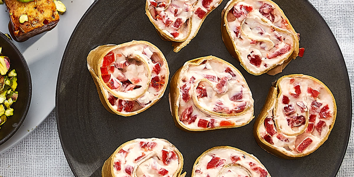Cream cheese & pepper pinwheels Cream cheese & pepper pinwheels