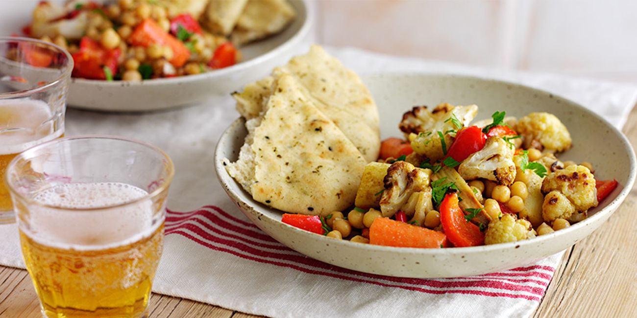 Spicy roasted vegetables with chickpeas Spicy roasted vegetables with chickpeas