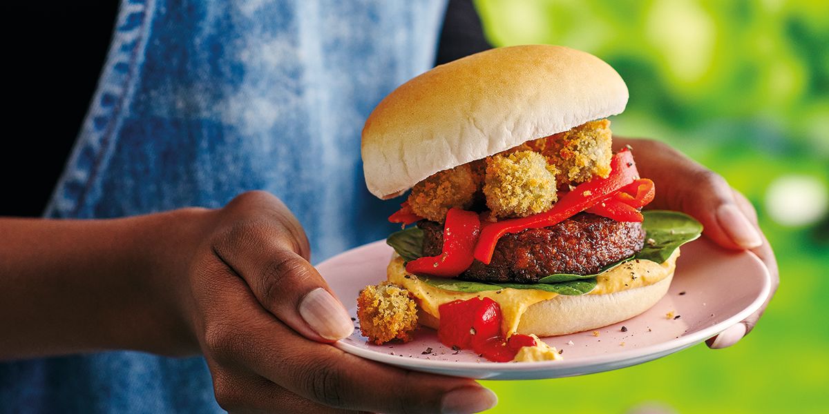 Incredible burger with fried olives Incredible burger with fried olives