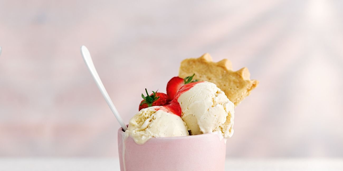 Shortbread triangles Shortbread triangles