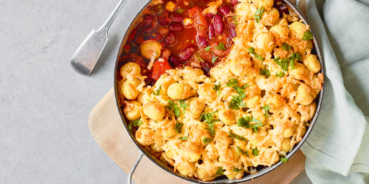 Gnocchi-topped pie Gnocchi-topped pie