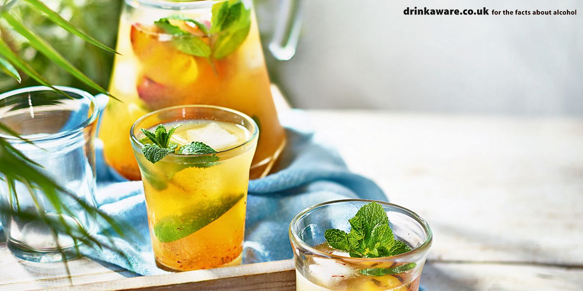 Peach & rosé sangria Peach & rosé sangria