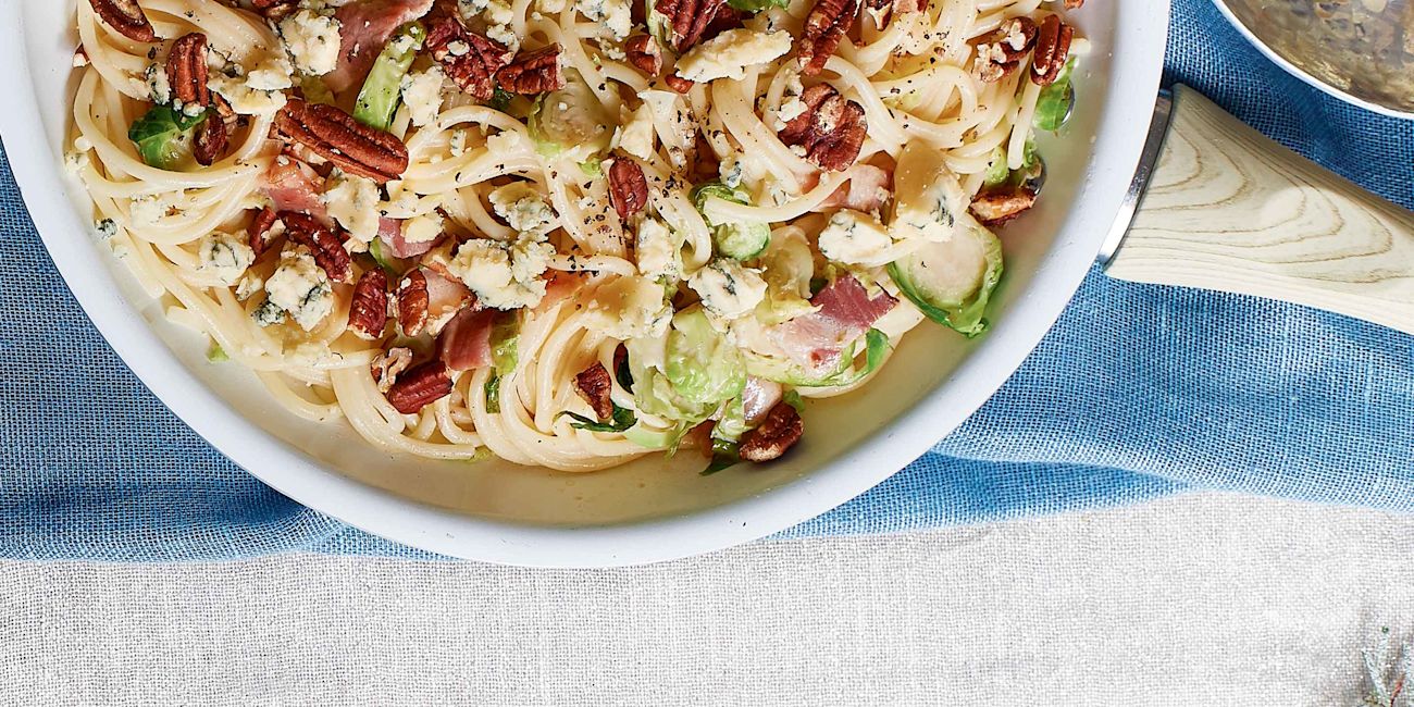 Shredded sprout and bacon spaghetti Shredded sprout and bacon spaghetti