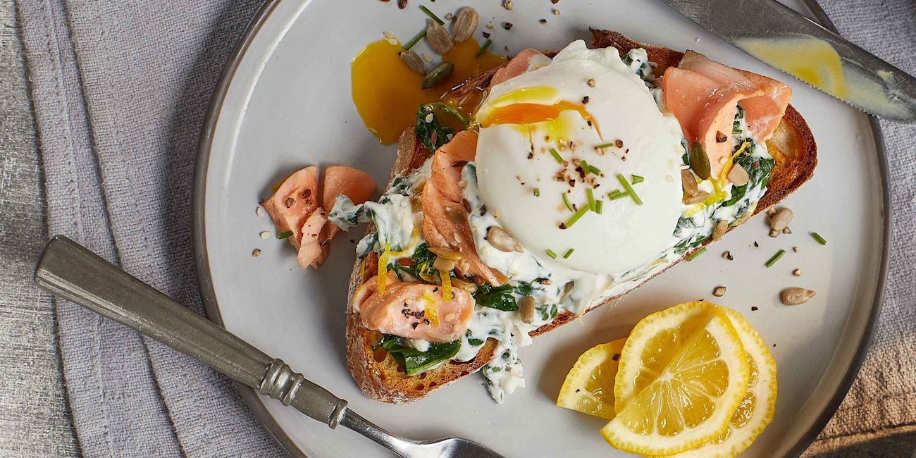 Tea-poached salmon with eggs Tea-poached salmon with eggs