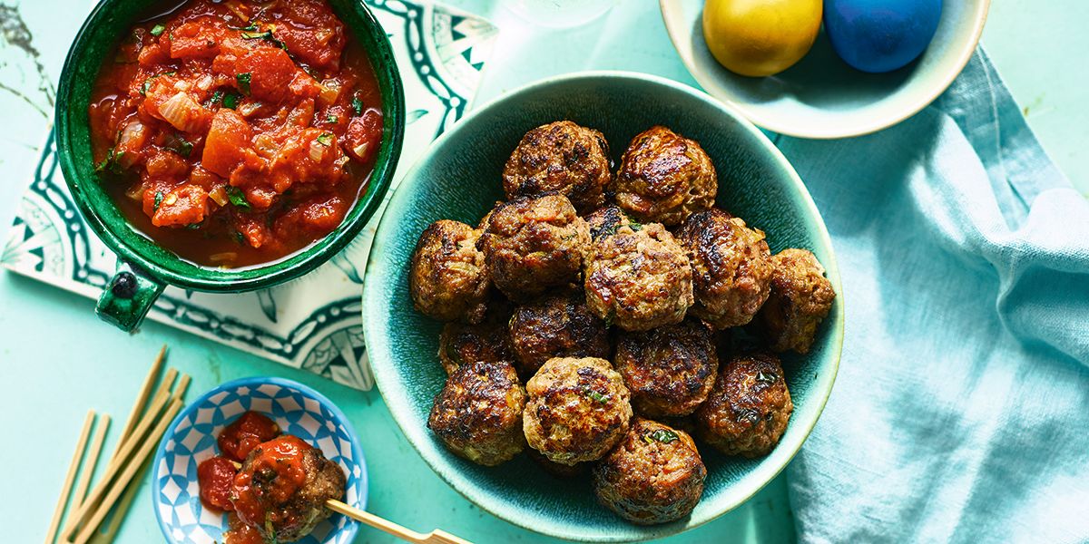 Polpette with tomato dip Polpette with tomato dip