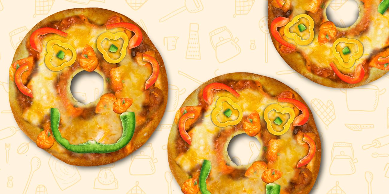 Chicken tikka bagel pizzas Chicken tikka bagel pizzas