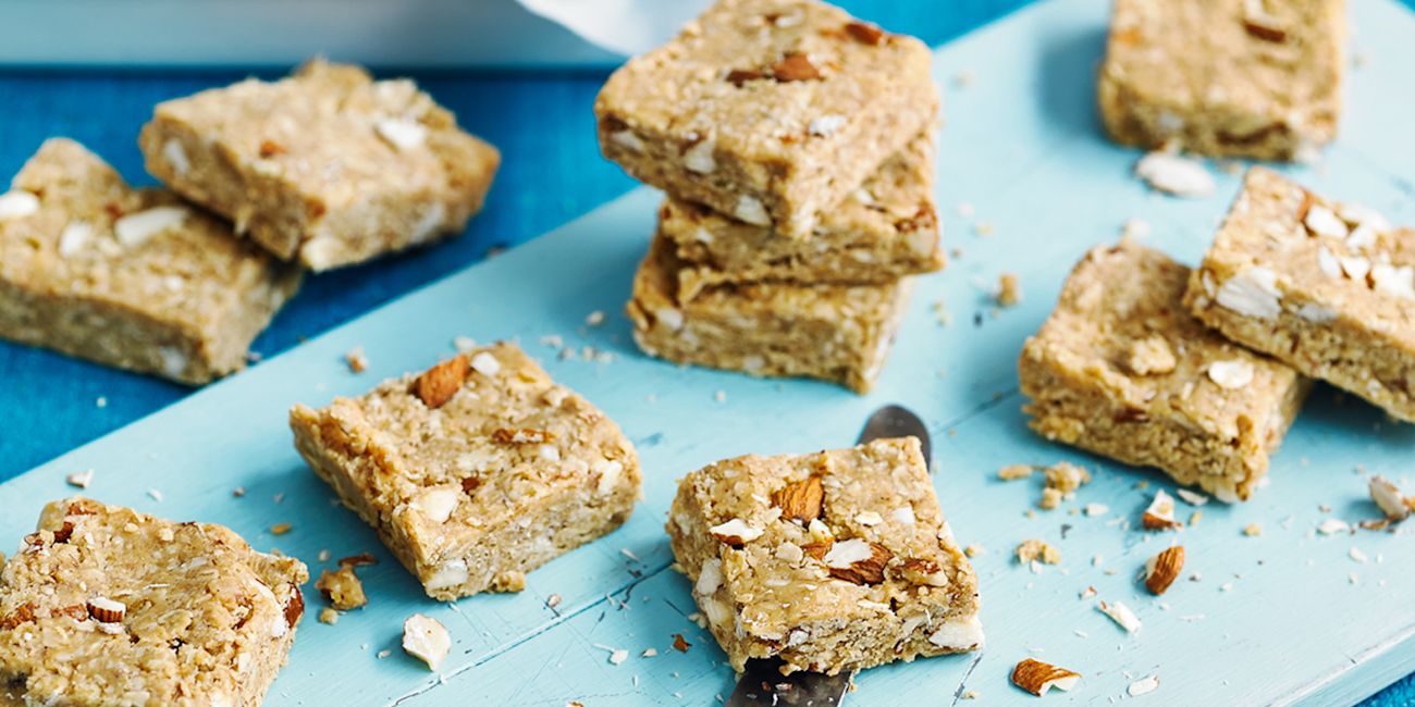 Nut and oat bites Nut and oat bites