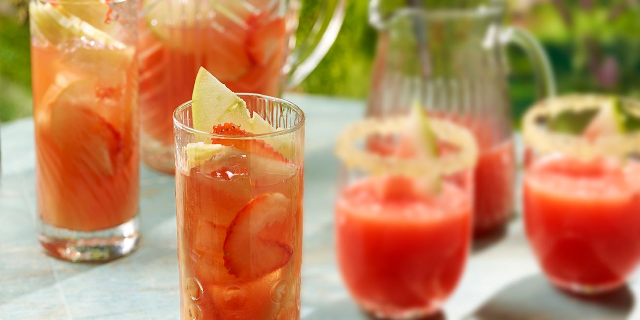 Pineapple & strawberry picnic punch Pineapple & strawberry picnic punch