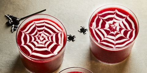 Spiderweb smoothie cups