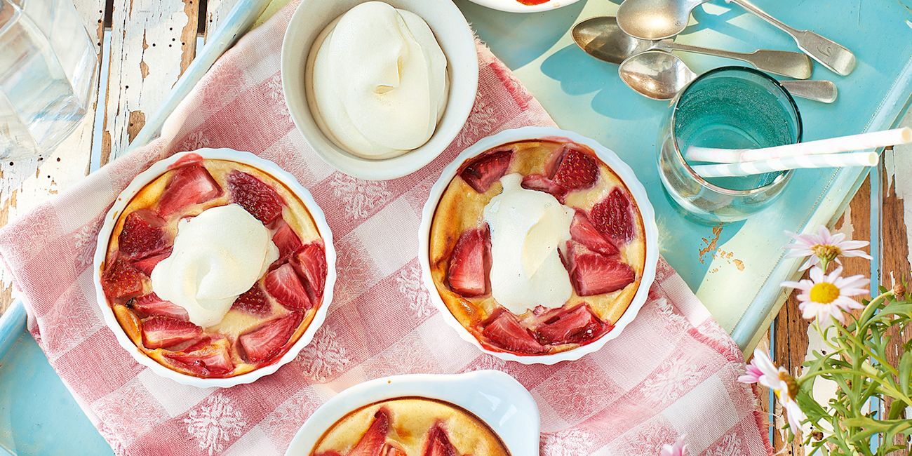 Strawberry clafoutis with champagne cream Strawberry clafoutis with champagne cream