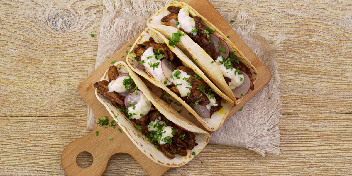 Indian-style chicken tacos Indian-style chicken tacos