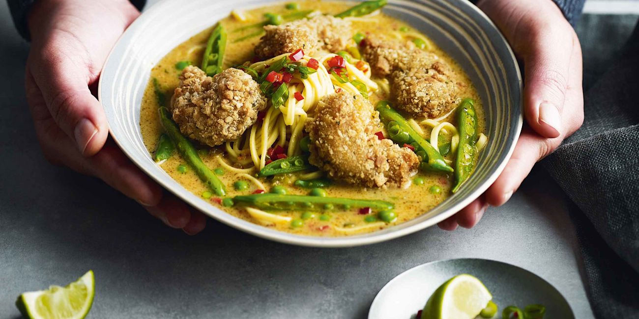 Cheat’s coconut prawn laksa Cheat’s coconut prawn laksa