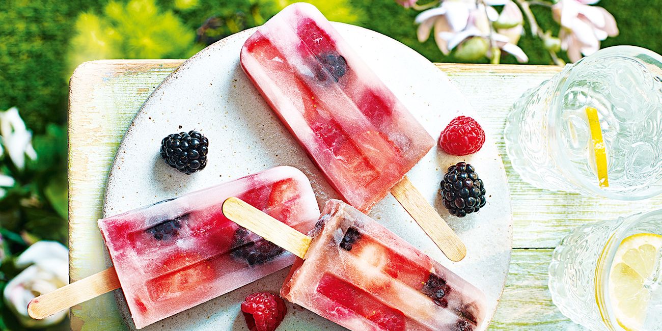 Berry and elderflower lollies Berry and elderflower lollies