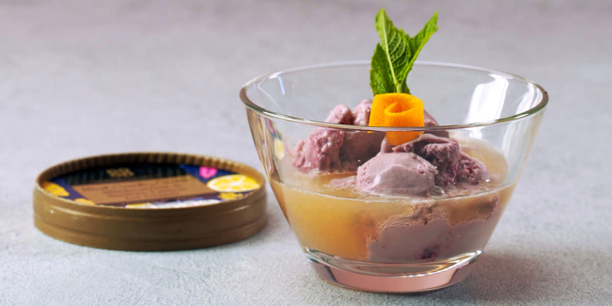 Pink grapefruit and orange affogato Pink grapefruit and orange affogato