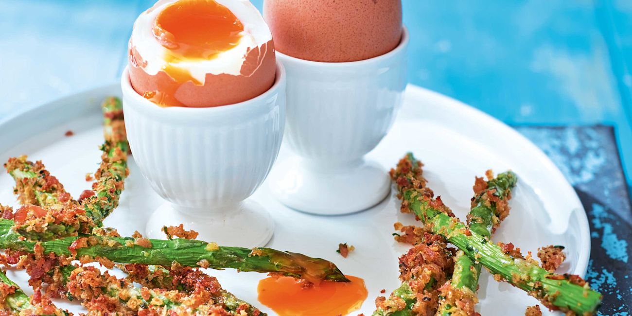 Asparagus bacon fries with dippy eggs Asparagus bacon fries with dippy eggs
