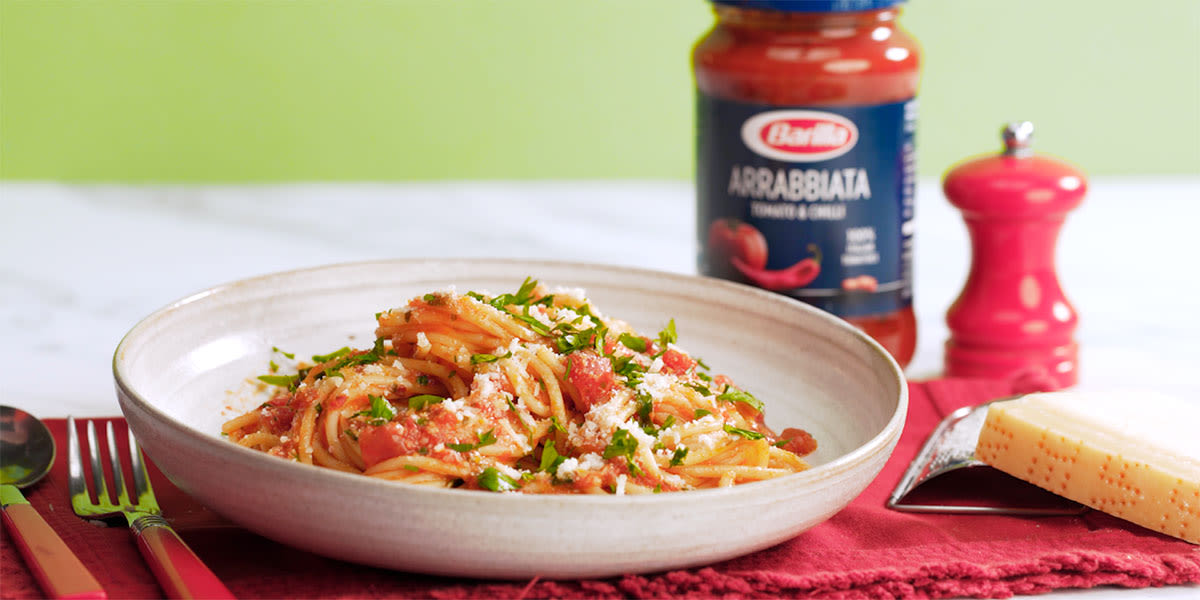 Easy spaghetti arrabbiata Easy spaghetti arrabbiata