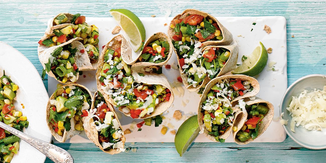 Mini tortilla salad bowls with BBQ corn salsa Mini tortilla salad bowls with BBQ corn salsa