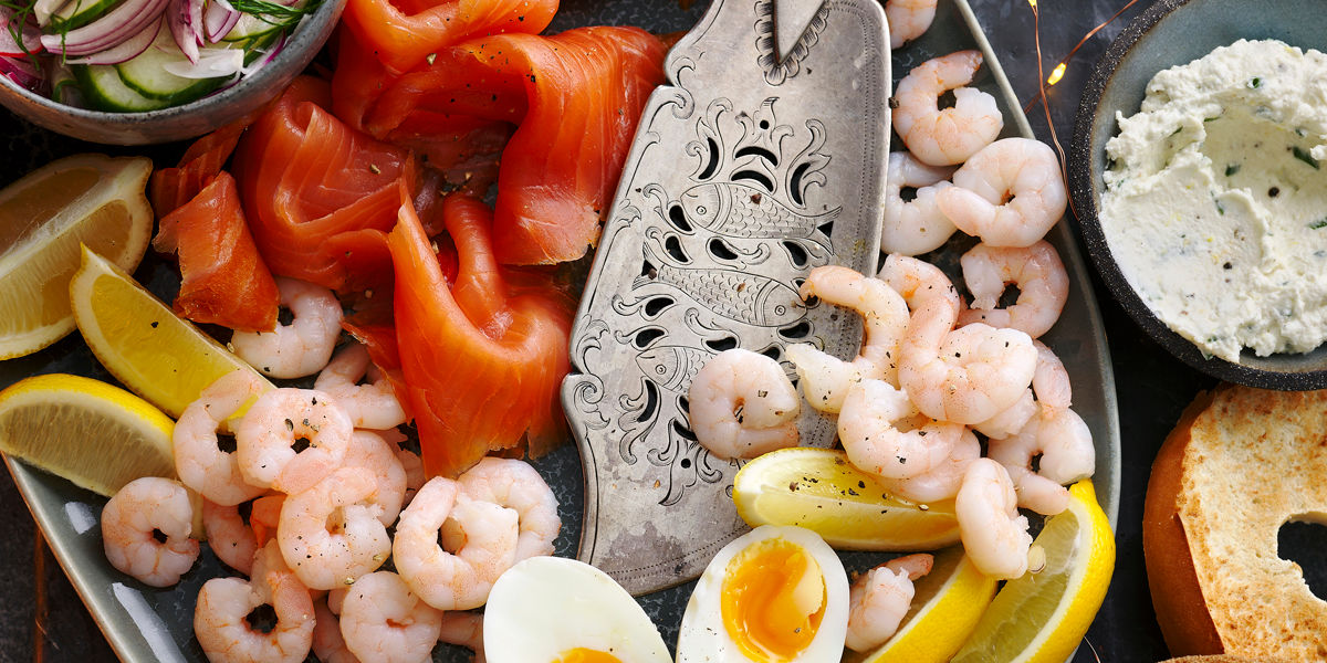 Smoked salmon brunch platter Smoked salmon brunch platter