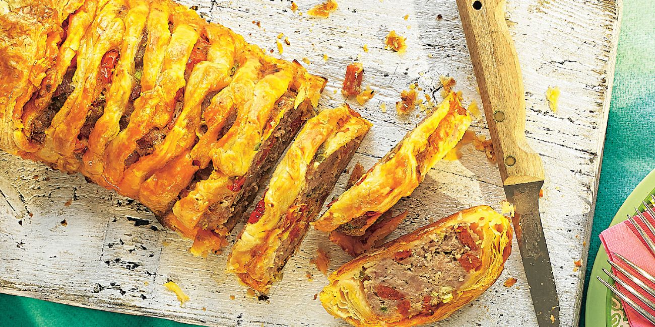 Spicy spanish sausage plait Spicy spanish sausage plait