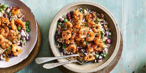 Jerk-style prawns with rice and beans