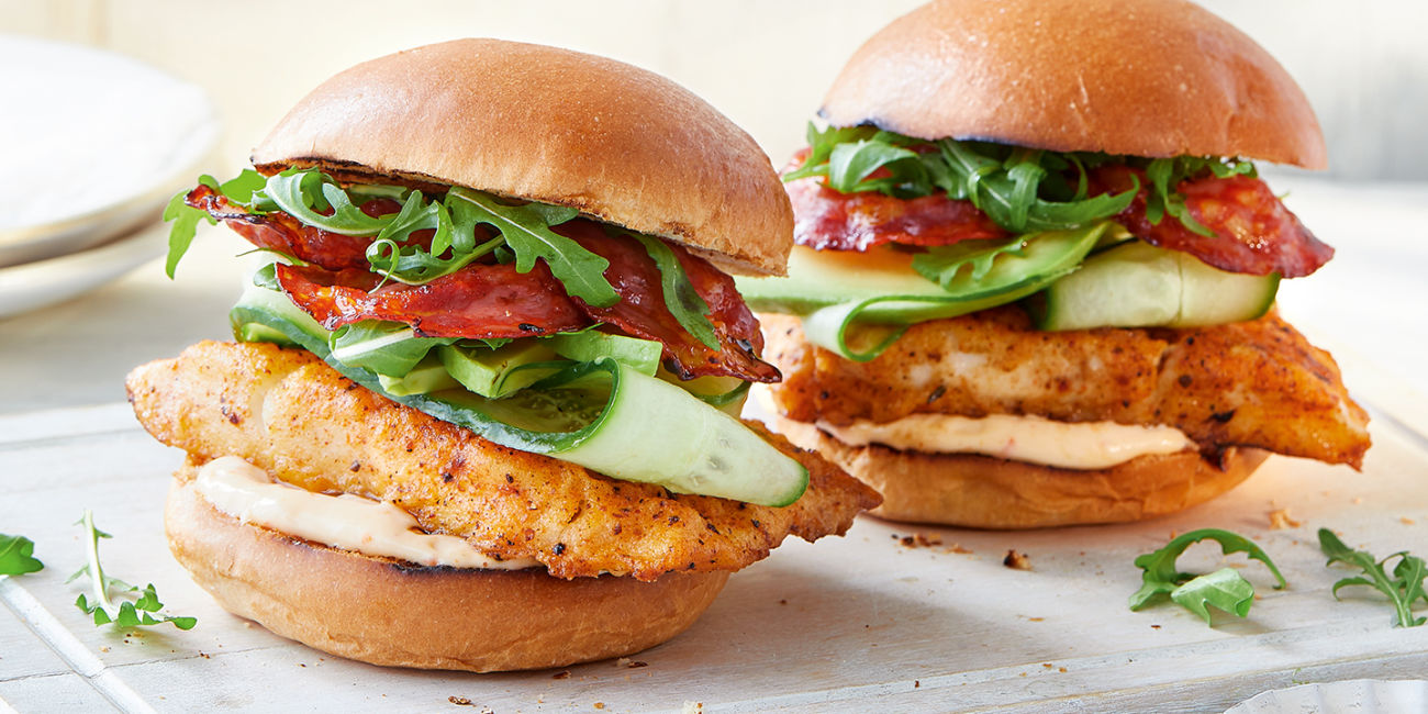 Fish burger with spicy mayo