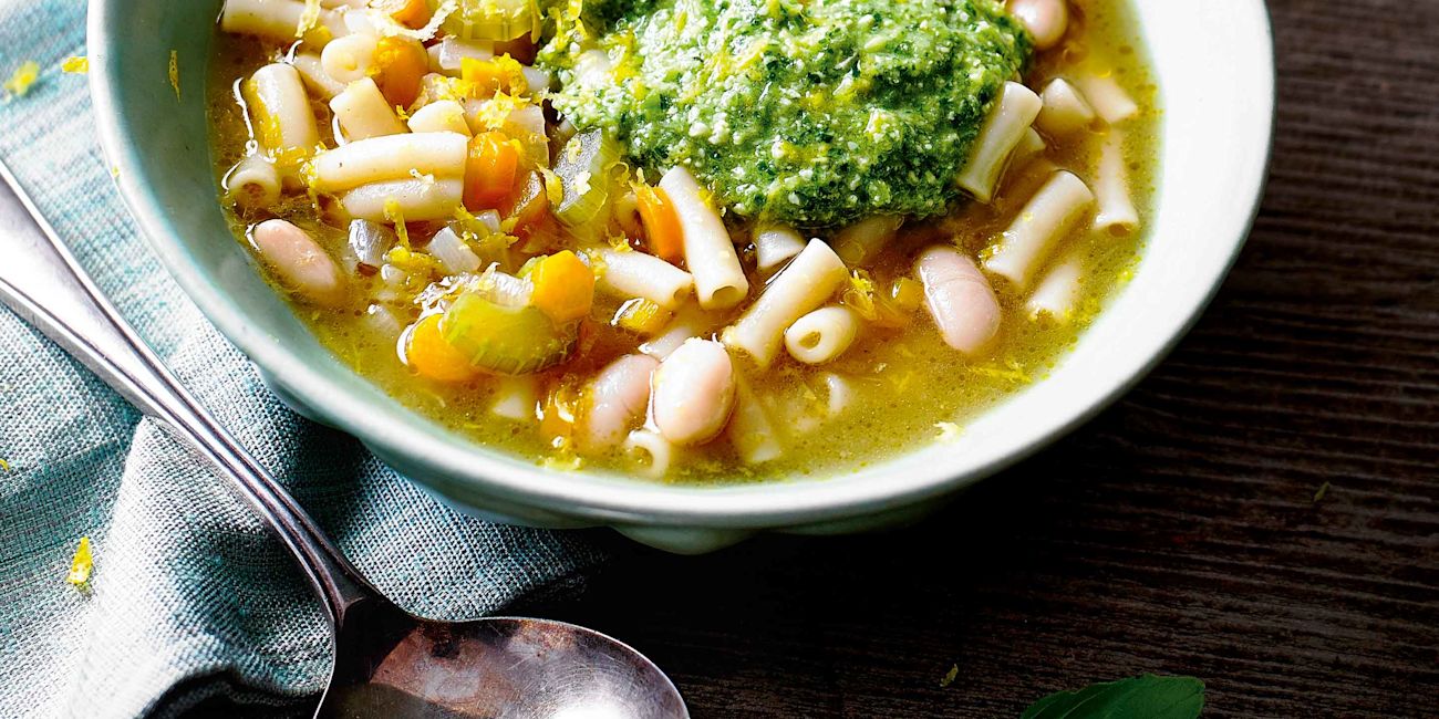 White bean broth with spring onion pesto White bean broth with spring onion pesto