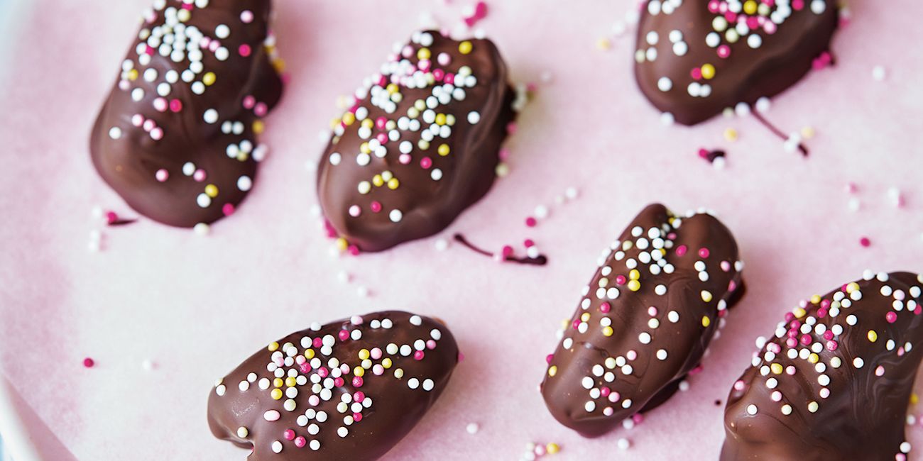 Chocolate dates Chocolate dates
