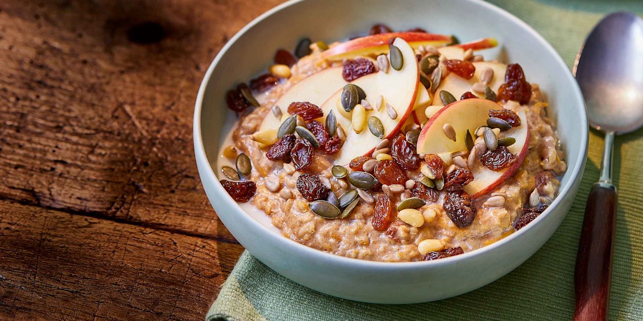 Carrot cake porridge Carrot cake porridge