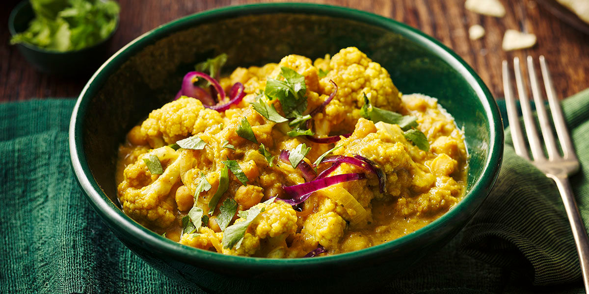 Cauliflower & chick pea curry Cauliflower & chick pea curry