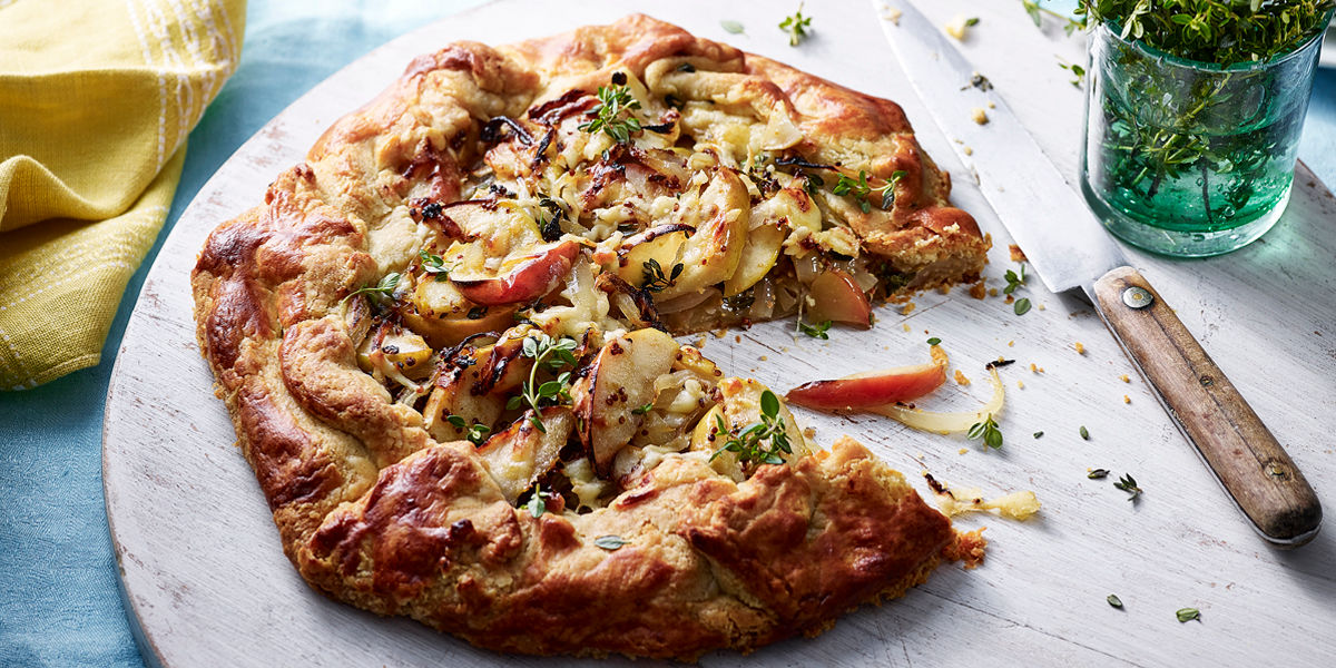Apple, cheese & thyme tart Apple, cheese & thyme tart