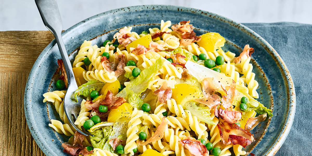 Spring lettuce fusilli Spring lettuce fusilli