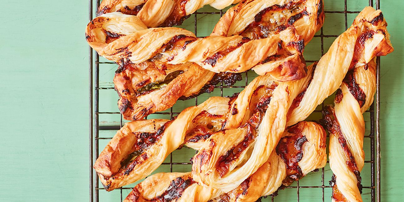 Cheddar and spinach twists Cheddar and spinach twists