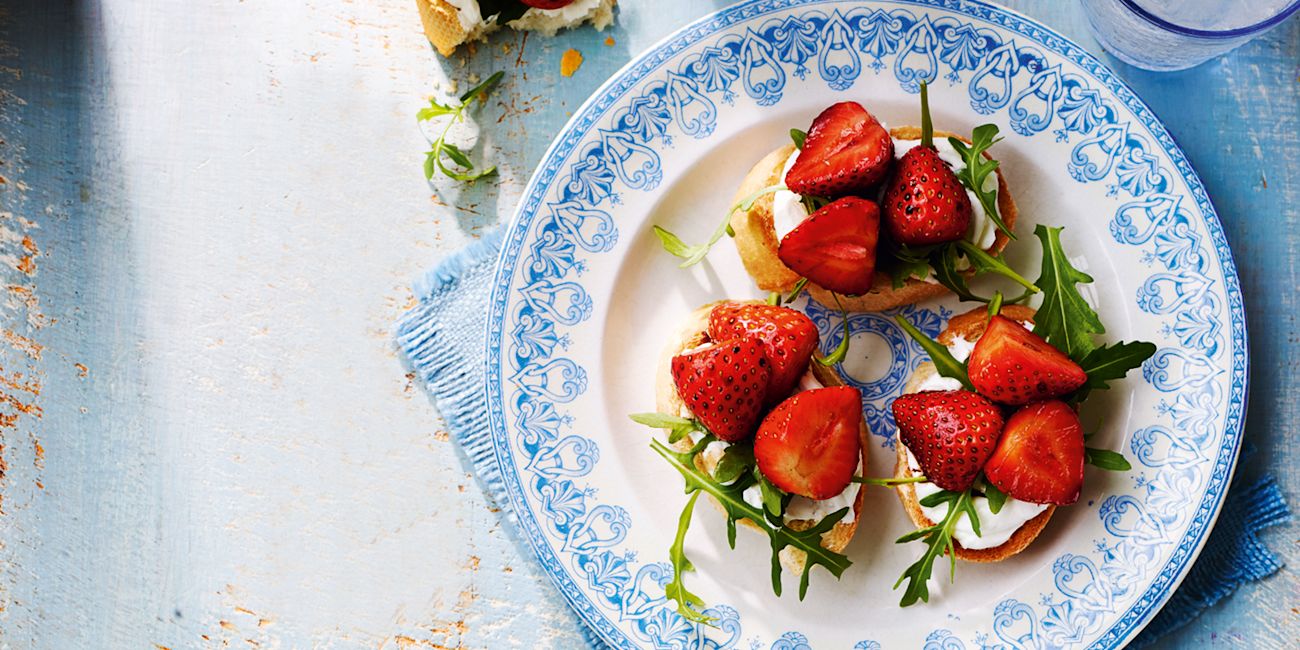 Strawberry and goat's cheese bruschetta Strawberry and goat's cheese bruschetta
