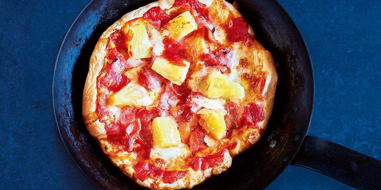 Ham and pineapple pizza Ham and pineapple pizza