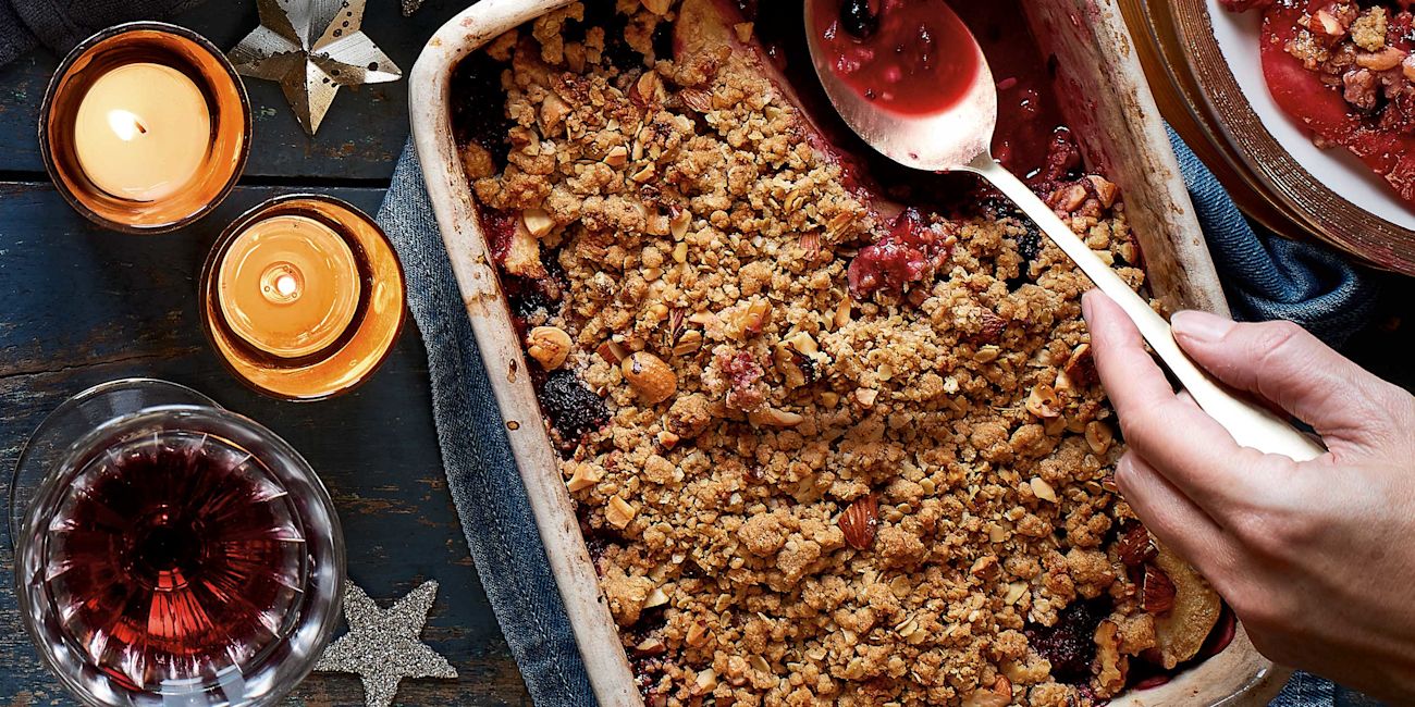 Crumble with blackberry and sloe gin ice cream Crumble with blackberry and sloe gin ice cream
