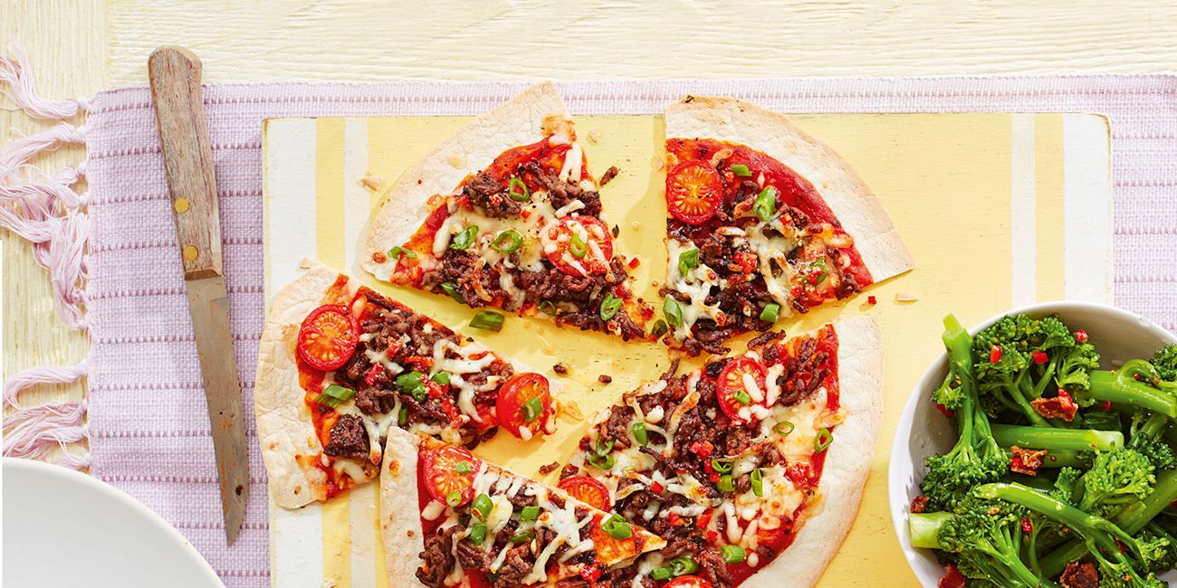 Easy chilli beef pizzas Easy chilli beef pizzas